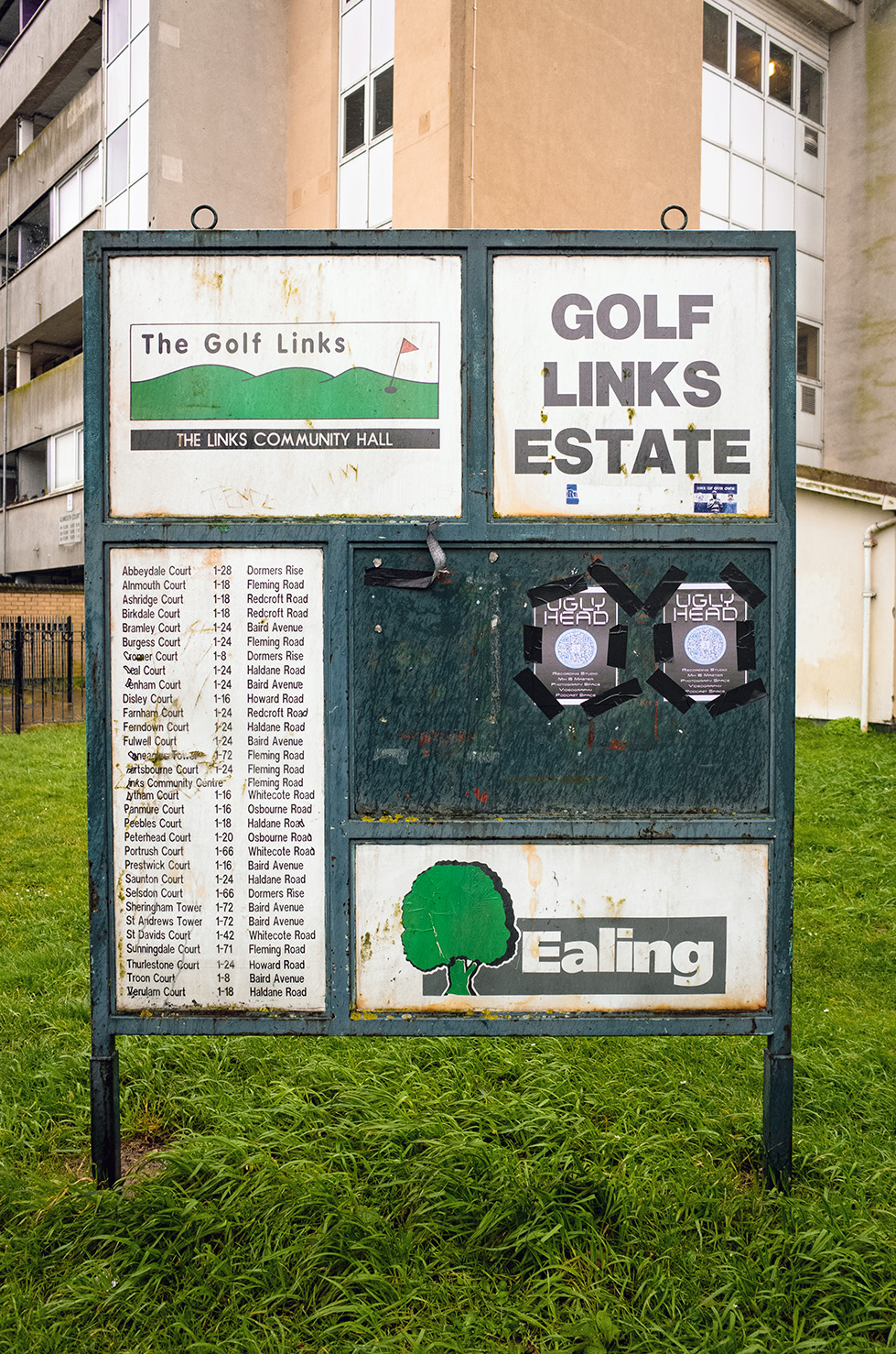 Golf Links Estate - Housing Estate Signage, Ealing, West London UK